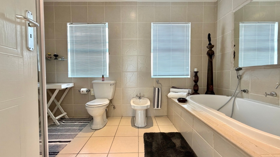 6 Bedroom Property for Sale in Gordons Bay Village Western Cape